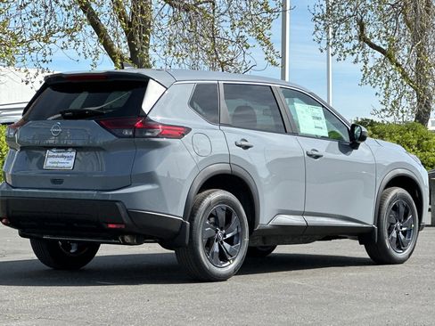 New 2026 Nissan Rogue SV image 4