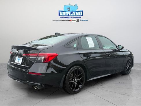 Used 2024 Honda Civic Sport image 5