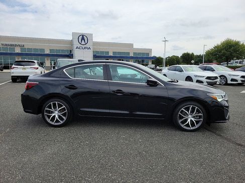 Certified 2020 Acura ILX w/ Technology Package image 7