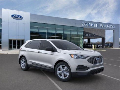 New 2024 Ford Edge SE image 7