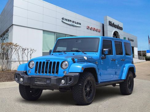 Used 2017 Jeep Wrangler Sahara AWD/4WD image 2
