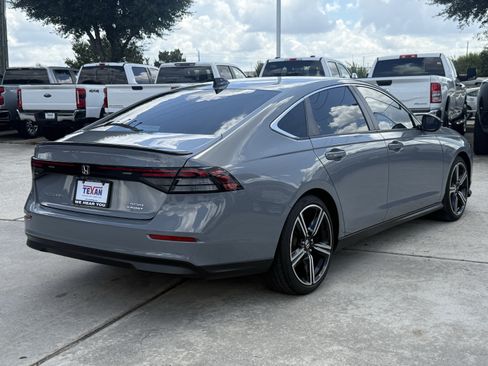 Used 2024 Honda Accord Sport image 5
