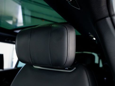 Used 2023 Land Rover Range Rover Long Wheelbase Autobiography image 38