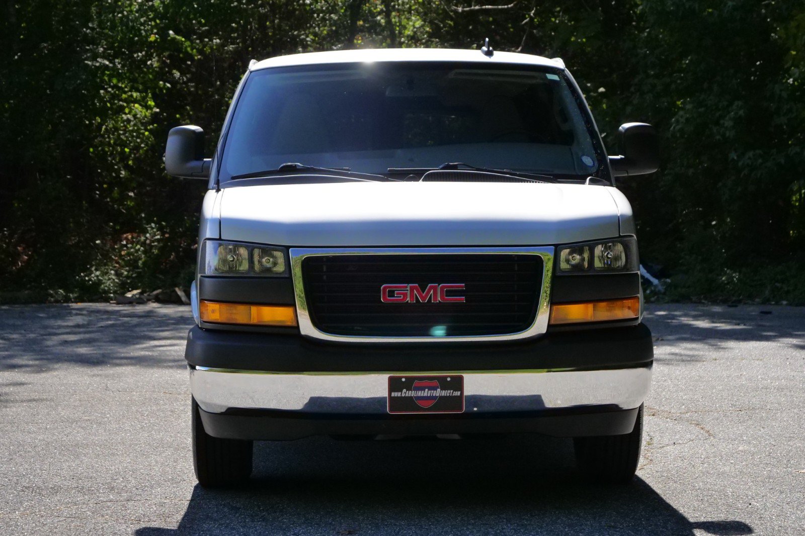 Used 2022 GMC Savana 2500 w/ Communications Package RWD image 5