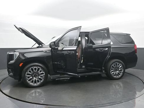Used 2024 GMC Yukon Denali Ultimate AWD/4WD image 55