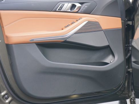 New 2026 BMW X5 xDrive50e w/ M Sport Package image 10