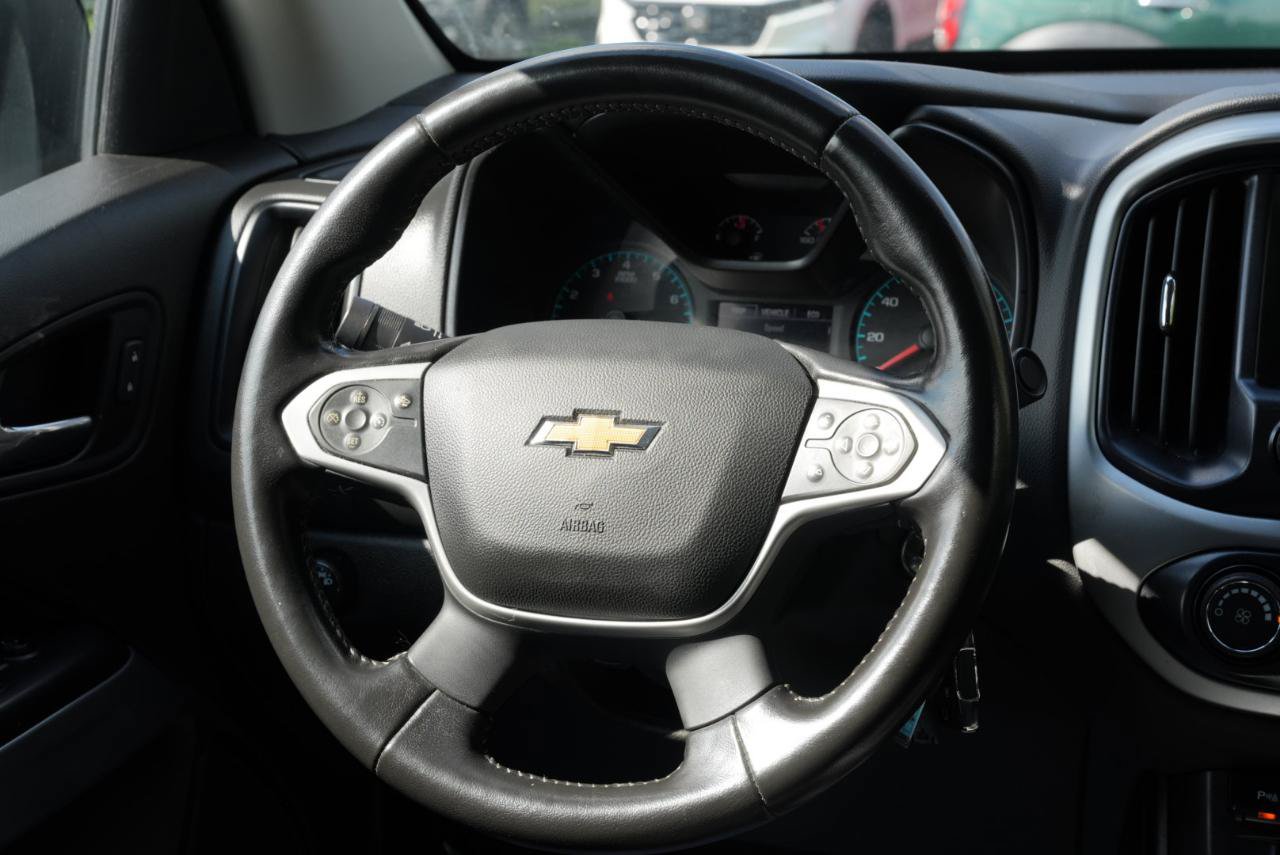 Used 2021 Chevrolet Colorado LT w/ Safety Package RWD image 14