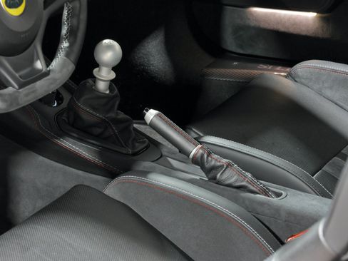 Used 2021 Lotus Evora RWD image 41