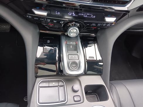 Used 2023 Acura MDX SH-AWD image 29