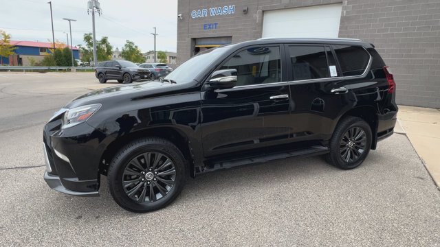 Used 2020 Lexus GX 460 Luxury w/ Luxury Sport Package AWD/4WD image 5