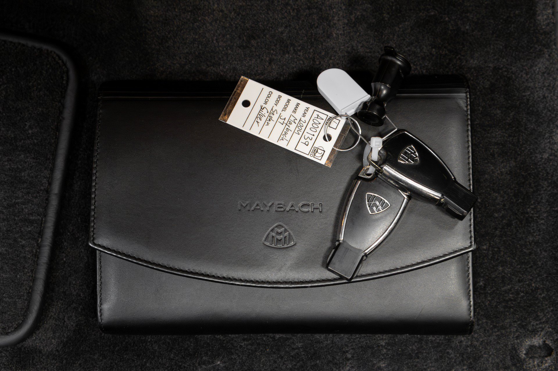 Used 2004 Maybach 57 RWD image 92