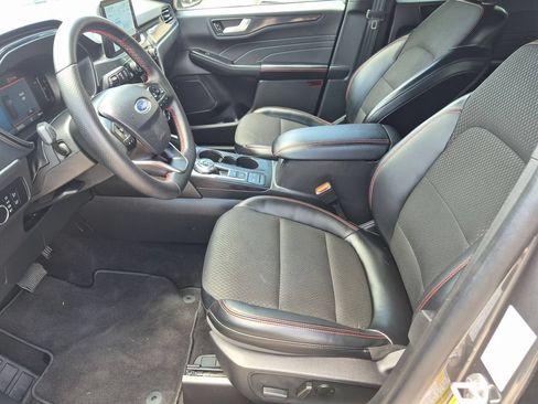 Used 2025 Ford Escape ST-Line AWD/4WD image 24