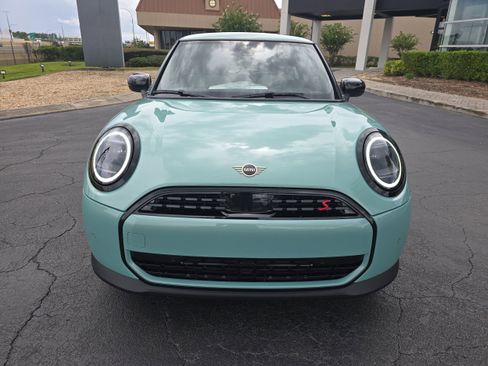 New 2026 MINI Cooper S image 2