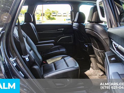 Used 2025 Kia Telluride S FWD image 20