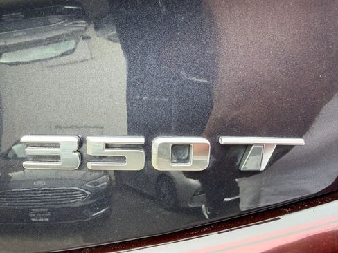 Used 2023 Cadillac XT4 Premium Luxury image 7