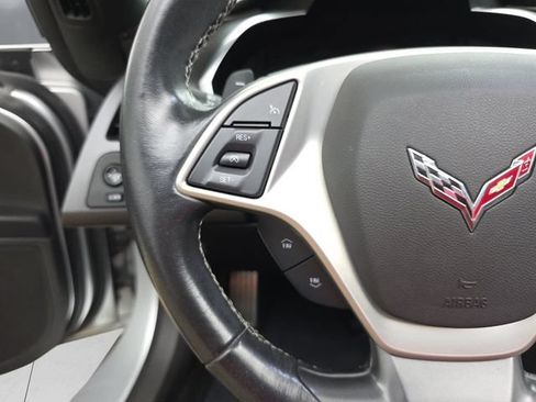 Used 2017 Chevrolet Corvette Stingray Coupe RWD image 17