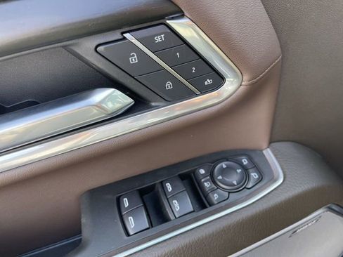 New 2025 GMC Sierra 2500 Denali image 13