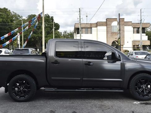 Used 2007 Nissan Titan SE w/ SE Popular Pkg w/ Pwr Bench RWD image 5