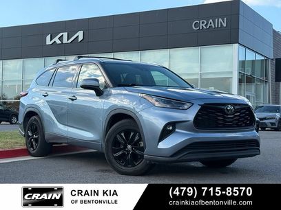 Used 2022 Toyota Highlander XLE