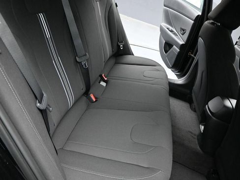 New 2026 Hyundai Elantra Sport image 25