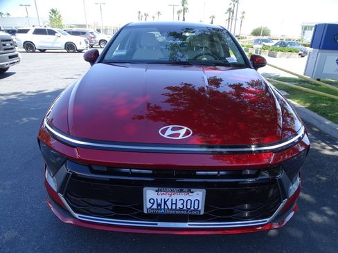 Certified 2025 Hyundai Sonata SE FWD image 2