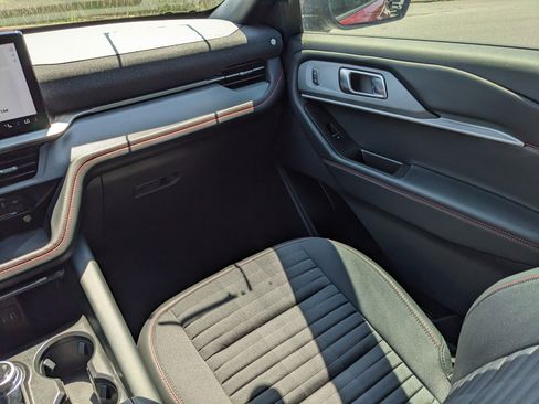 New 2025 Ford Explorer ST-Line w/ Premium Package image 16