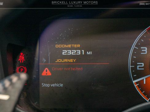 Used 2018 McLaren 570S Coupe RWD image 38