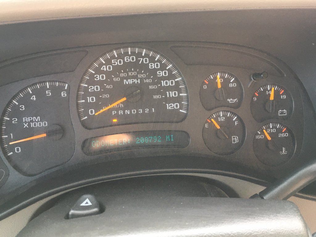 Used 2006 GMC Sierra 1500 SLE w/ Onstar Plus Package AWD/4WD image 2