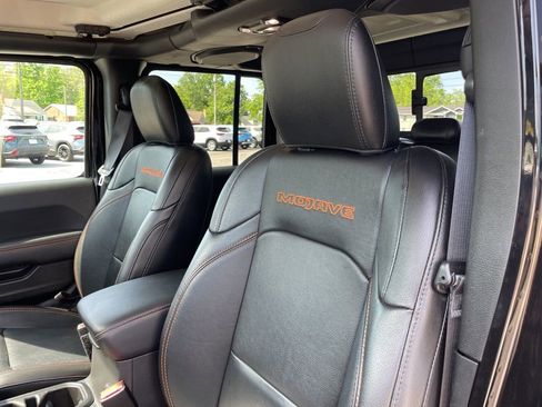 Used 2022 Jeep Gladiator Mojave AWD/4WD image 7