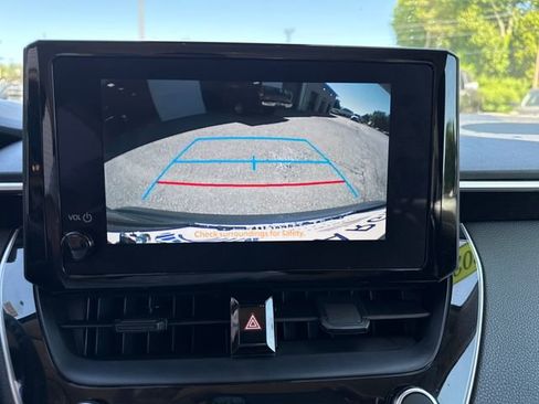Used 2024 Toyota Corolla LE FWD image 20