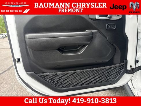 Used 2022 Jeep Wrangler Unlimited Sport AWD/4WD image 10