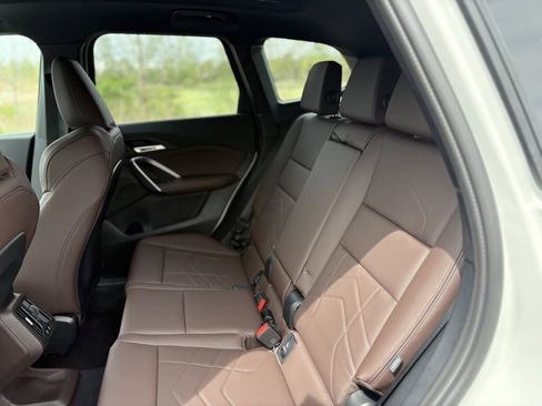 Used 2025 BMW X1 xDrive28i w/ Convenience Package image 18