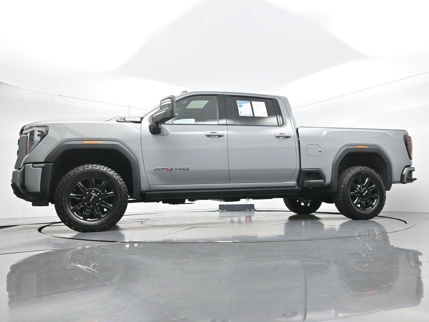 Used 2024 GMC Sierra 2500 AT4 w/ AT4 Premium Plus Package AWD/4WD image 42