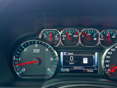 Used 2018 Chevrolet Tahoe Premier image 32