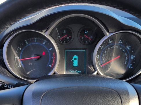 Used 2012 Chevrolet Cruze LT image 18