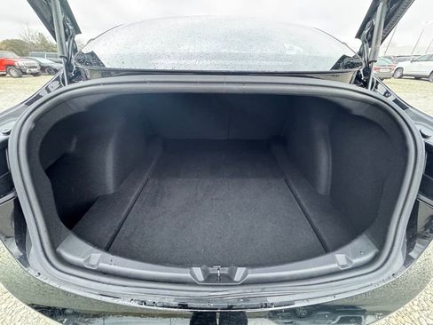 Used 2018 Tesla Model 3 Long Range image 12