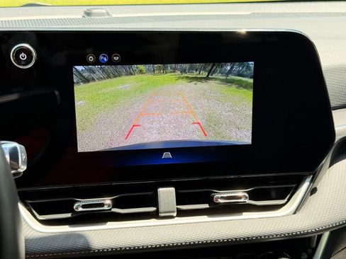 Used 2026 Chevrolet Equinox LT FWD image 18