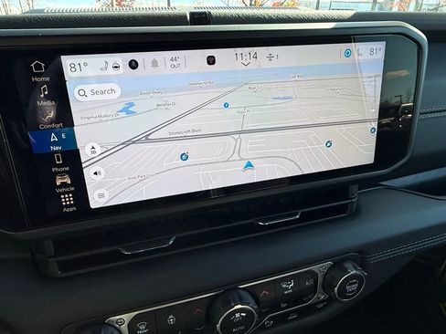 Used 2024 Jeep Wrangler Unlimited Sahara w/ Technology Group image 35