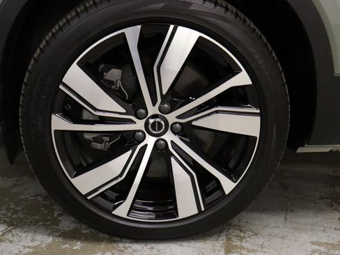 Used 2021 Volvo XC40 P8 Recharge AWD/4WD image 8