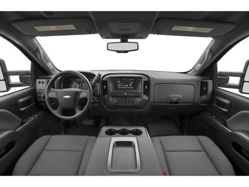 Used 2019 Chevrolet Silverado 2500 LT AWD/4WD image 6