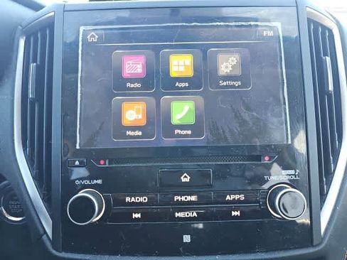 Used 2018 Subaru Crosstrek 2.0i Limited image 18