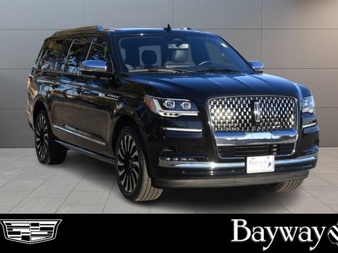 Used 2024 Lincoln Navigator L Black Label image 3