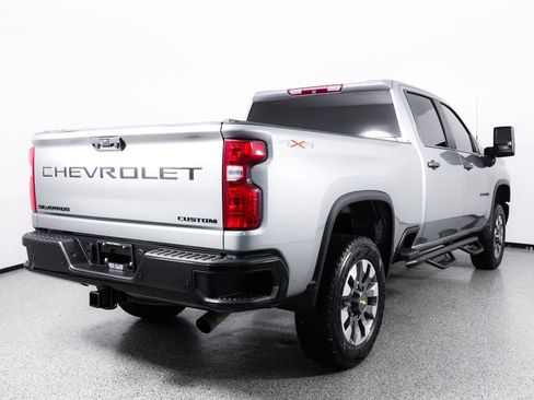 Used 2024 Chevrolet Silverado 2500 Custom w/ Custom Value Package AWD/4WD image 10