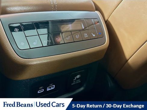 Used 2022 Nissan Pathfinder Platinum w/ Cargo Package image 28