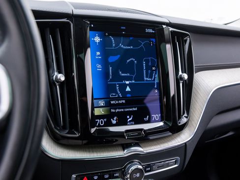 Used 2021 Volvo XC60 T6 Inscription w/ Advanced Package image 25