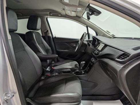 Used 2022 Buick Encore Preferred w/ Safety Package image 16