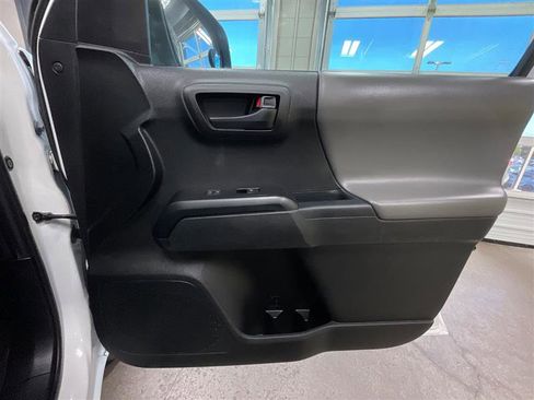 Used 2021 Toyota Tacoma SR image 17