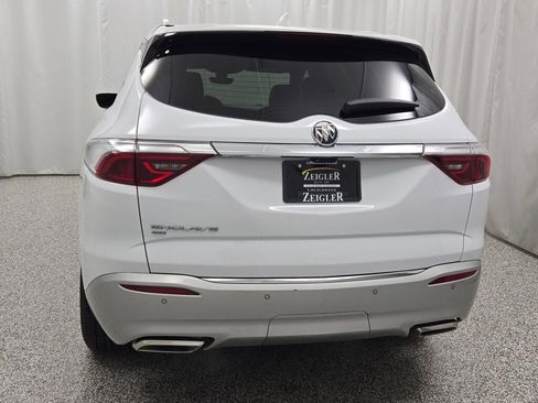 Used 2024 Buick Enclave Premium image 14