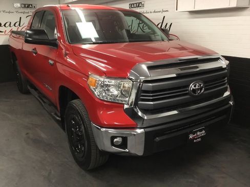 Used 2014 Toyota Tundra SR5 image 2