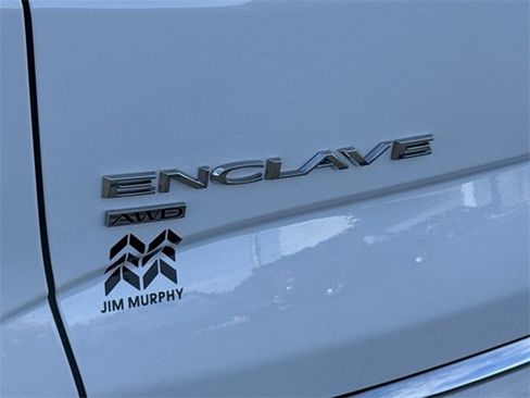 Used 2023 Buick Enclave Essence image 30